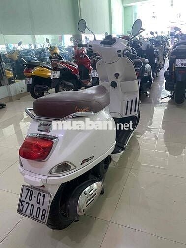 Piaggio Vespa 2014 Trắng
