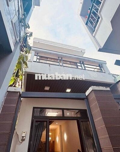 Bán nhà phố hiện đại 1tr1 lầu đường Phạm Hồng Thái