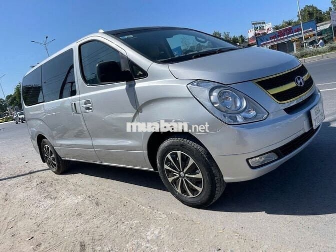 Hyundai Starex 2008 2.5D MT - 150 km