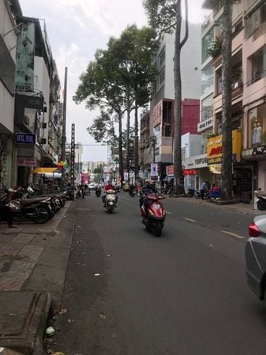 Bán nhà góc 2 mặt tiền – 8,6m x 12m, nở hậu 12m. DT đất 140m. 2x tỷ