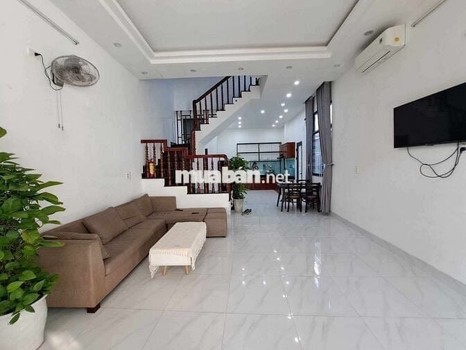 ☘️☘️NHÀ 3 TẦNG FULL NỘI THẤT KHU BIỂN PHẠM VĂN ĐỒNG