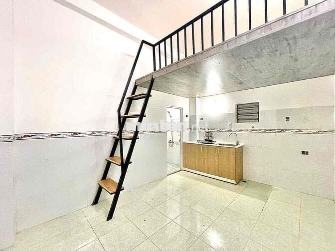 Phòng Gác Lửng Mới Xây Ngay CV Gia Định