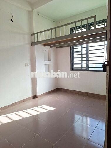 Cho thuê phòng trọ hẻm 4 đường Văn Chung, Tân Bình