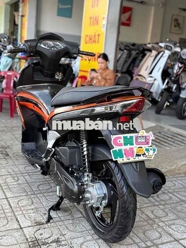 Honda Air Blade 2010 FI lên Thái Cam Đen
