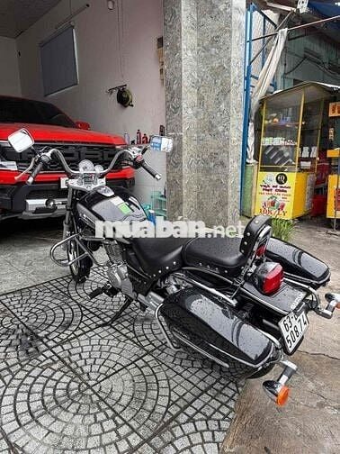 Bán suzuki GZ150A sx 2020 odo709klm mới 98%