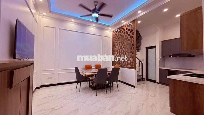 🔥 BÁN NHÀ PHỐ VĂN CAO – TRUNG TÂM BA ĐÌNH- 32m² x 5 TẦNG HƠN 7 TỶ