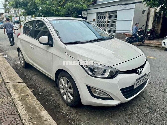 Hyundai I20 2013 std nhập Ấn mới đi chỉ 64.000km