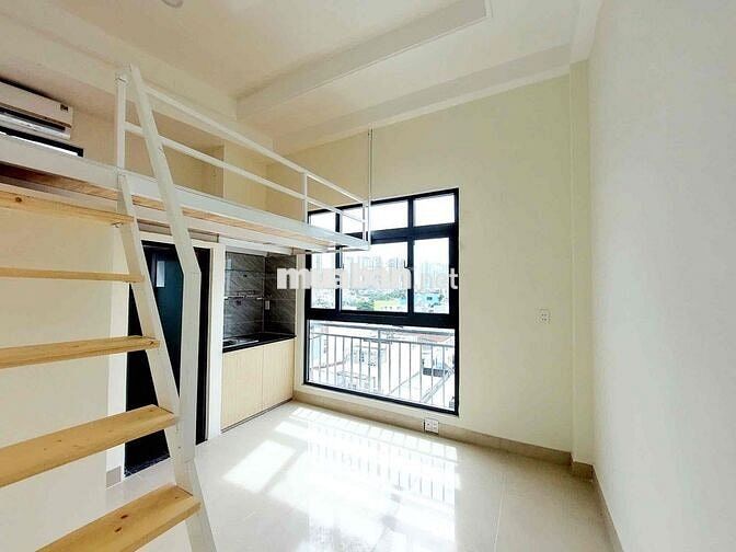 Phòng Gác Lửng Thoáng Mát Ngay Học Viện Cán Bộ