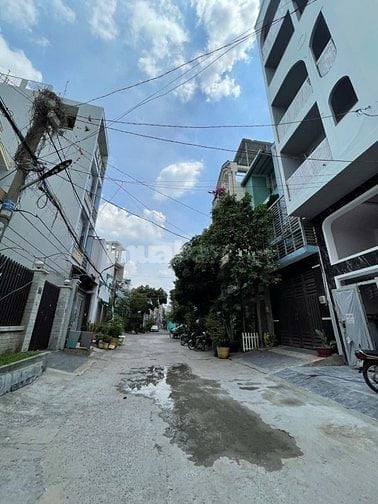 Nguyễn Sơn 3 phút qua Bàu Cát 72m2 6 Tầng Thang Máy