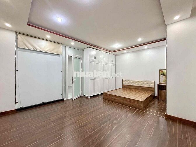 Chung cư mini Full nội thất Ban công lớn  ngay Vòng Xoay Trung Sơn