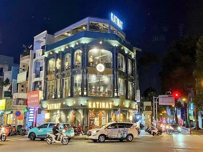 2 Mặt tiền Trần Quang Khải Q1, DT 4x15,2m 60m2, 3 lầu, duy nhất 28,9ty