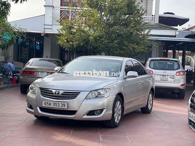 Toyota Camry 2006 - 120000 km