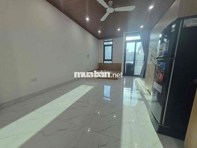 CHO THUÊ PHÒNG FULL NỘI THẤT, BAN CÔNG NGAY CỔ NHUẾ ĐH MỎ ĐỊA CHẤT