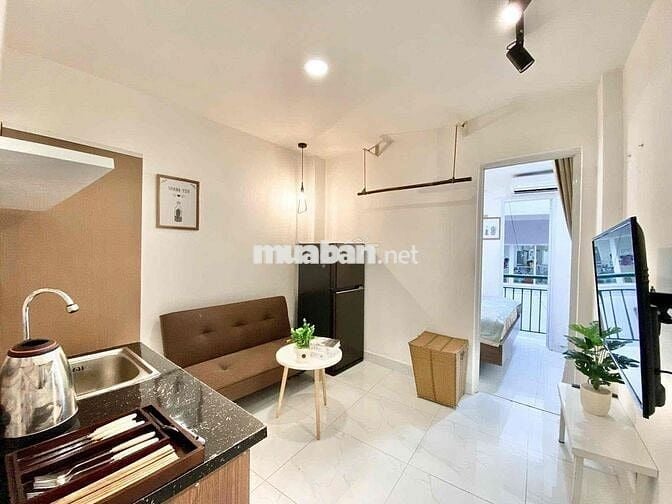 Cho Thuê Căn Hộ 1pn Tách Bếp Ban Công Thoáng Full NT Bến Thành Quận 1