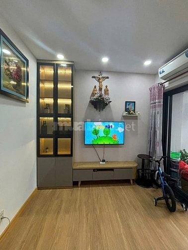 CHO THUÊ CĂN HỘ CHUNG CƯ SƠN KỲ 1 THANG MÁY , 2 PN 