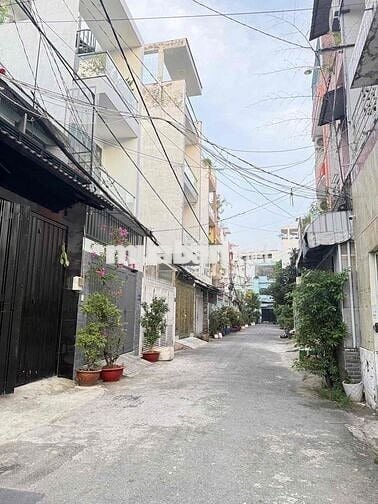 NHÀ VƯỜN LÀI-42m2-HXH LT- CHỈ 4,5Tỷ Cực Hiếm 2PN