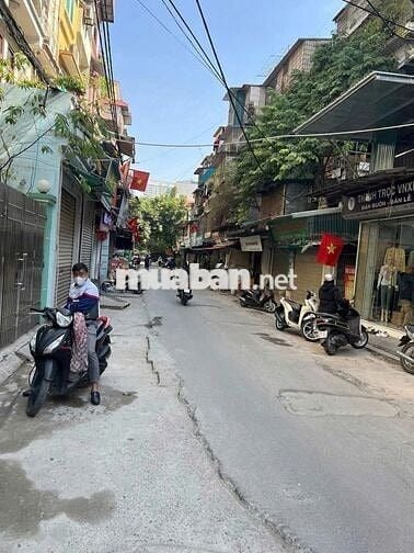 Bán nhà Khuất Duy Tiến 10m ra ô tô tránh, ánh sáng tốt, ở ngay đón tết