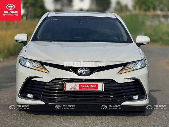 Toyota Camry 2024 2.5Q - siêu lướt 21.000 km