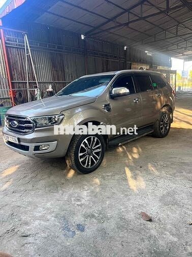Ford Everest 2020 Titanium 2.0L 4x4 AT - chính chủ