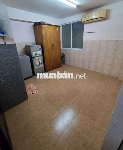 Phòng Máy lạnh,Tủ Lạnh,Máy Giặt,Tủ Quần Áo,Wc riêng,Giờ tự do