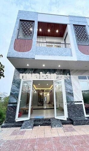 Nhà lầu 3 phòng mới KDC Phú An