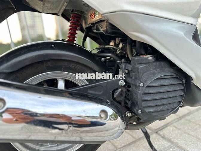 Honda Dio Z4 FI 50cc Trắng