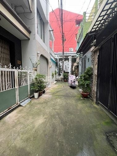 Nhà hẻm 4m – Ba Tháng Hai, Quận 10. DT đất 50m. (3,5m x 13,5m)  6.X tỷ