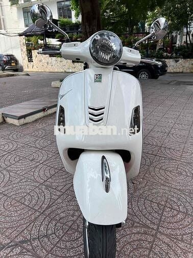 Piaggio Vespa GTS Super 125 i.e. 2016 Trắng