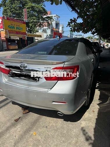 Toyota Camry 2013 2.5Q - 150 km