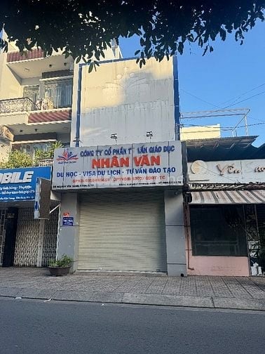 CHO THUÊ NHÀ MẶT TIỀN ĐƯỜNG NGUYỄN VĂM SĂNG . 4,5m x17m. 1 TRỆT 2 lầu 