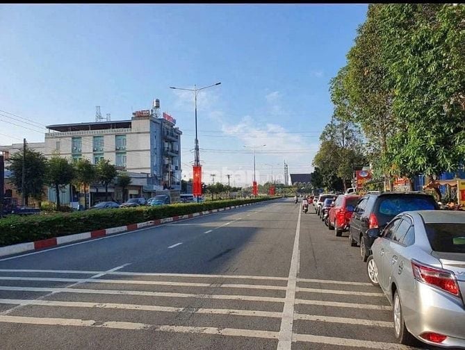 ĐẤT TÁI ĐỊNH CƯ HOÀ PHÚ CHỦ GIẢM 200 TRIỆU CẦN BÁN GẤP