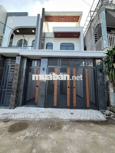 Nhà trệt 1 lầu, DT: 5x16, thổ cư: 100%, không quỹ hoạch, đường thông,