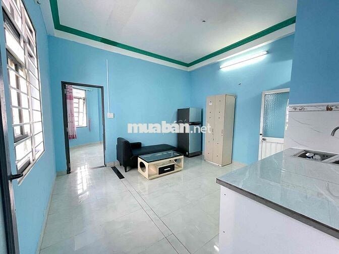 Phòng full nội thất đẹp sạch sẽ- tách bếp cửa sổ 3