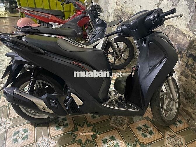 Lên đời cần bán Xe SH 125i 2018 bản ABS