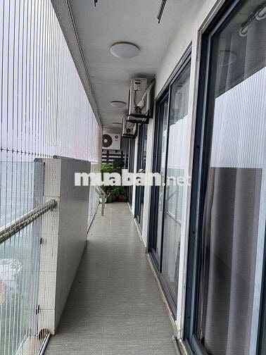 Cho thuê 3pn VP4 Linh Đàm 4 ban công kính