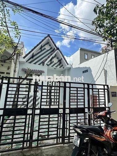 Cho thuê nhà trệt 2 phòng ngủ có sân trước rộng sau KDC Đại Ngân