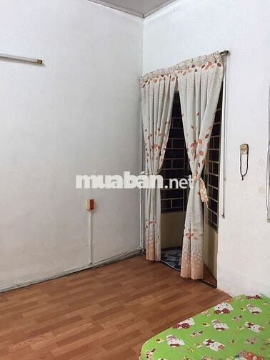 Phòng trọ 22m2 đường Lê Văn Linh Quận 4 .