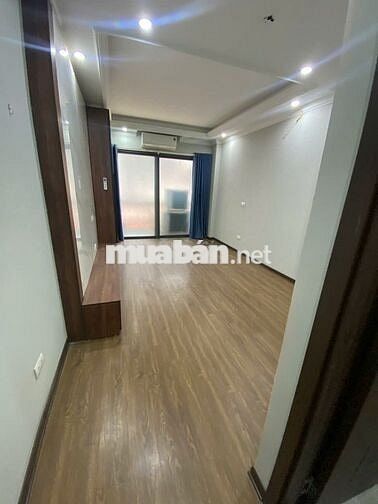 Cho thuê nhà mặt phố đường Hoàng Mai - 35m2 - 6 tầng thang máy