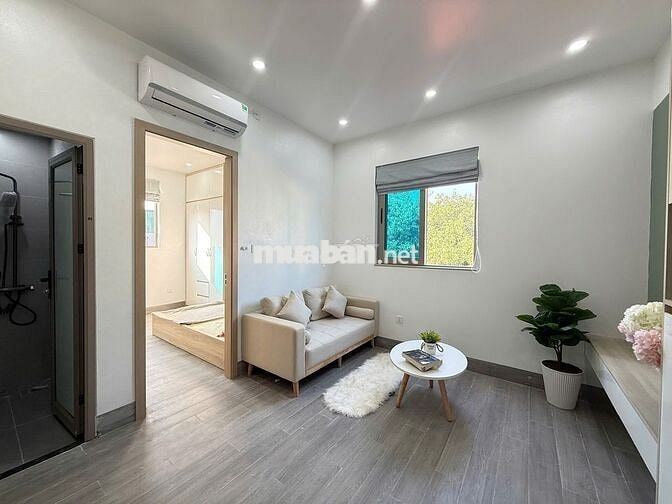 CHO THUÊ 1N1K CỬA SỔ FULL NỘI THẤT MỚI TINH NGAY DỊCH VỌNG HẬU DUY TÂN