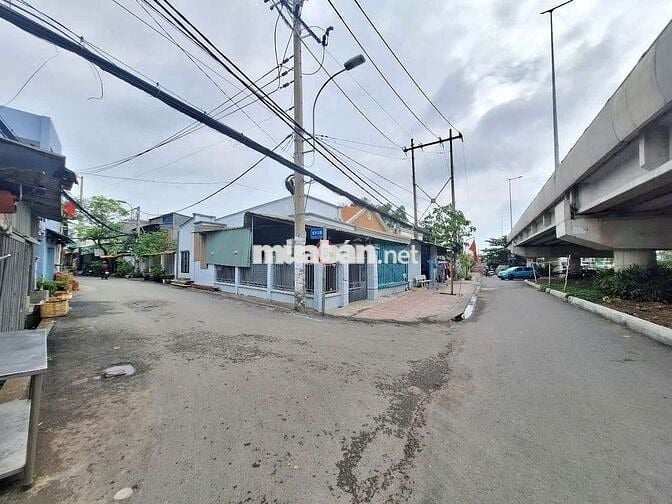 100m2 thổ cư 4,2 tỷ hẻm xe hơi ngay cầu Long Kiển xây dựng ngay