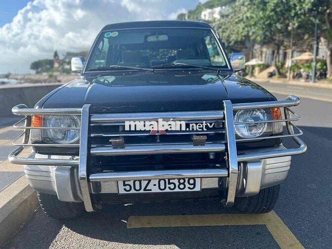 Mitsubishi Pajero 2006 V33VH sản xuất riêng APEC