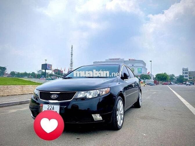 Kia Forte SLI số tự động màu đen