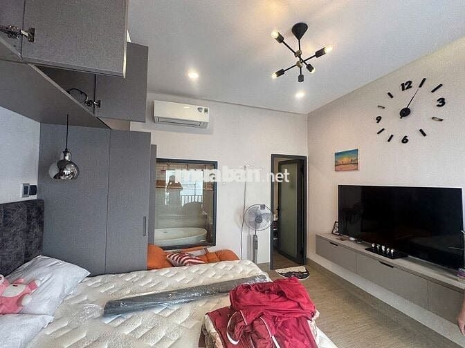 Bán nhà đẹp bãi sau cách biển chỉ 150m.