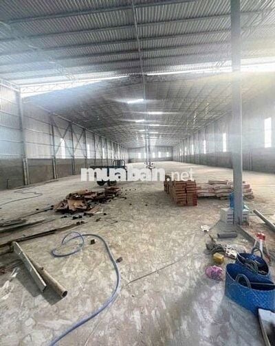 CHO  THUÊ  KHO  XƯỞNG ( 1200 m2)PHƯỜNG  BÌNH  HƯN  HÒA  QUẬN BÌNH  TÂN