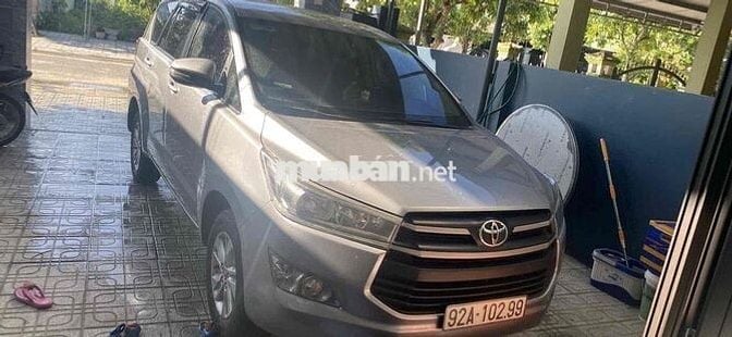 Toyota Innova 2018 2.0V - 45000 km