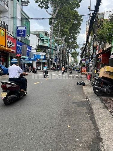 Tin thật 100% Bán nhà MT Ngô Quyền Q5 DT 5,2 x 17 HĐT 90 tr giá 25 tỷ