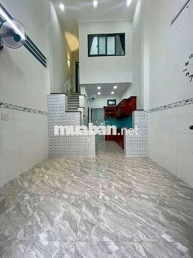 BÁN NHÀ SÁT CHỢ PHẠM THẾ HIỂN Q8 - 42M2- 2 TẦNG- NHÀ ĐẸP - SHR- 3TY