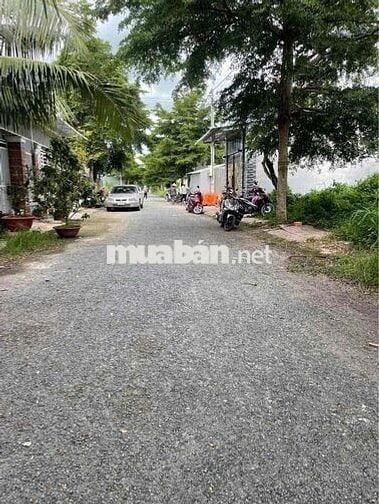 NHÀ ĐEP MỚI 100% ĐƯỜNG NHỰA ÔTÔ ,1 TRỆT 1 LẦU KHU DÂN CƯ P8 (NAY P. TÂ