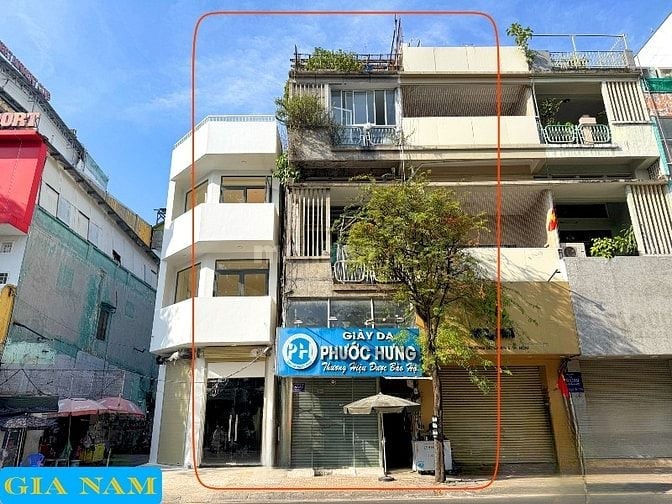 BÁN NHÀ MẶT TIỀN : 560 NGUYỄN TRÃI - P. 8 - Q. 5 - TPHCM