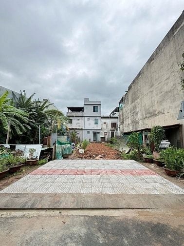 BÁN ĐÁT MẶT TIỀN ĐƯỜNG HỒ VĂN CỐNG BÌNH DƯƠNG